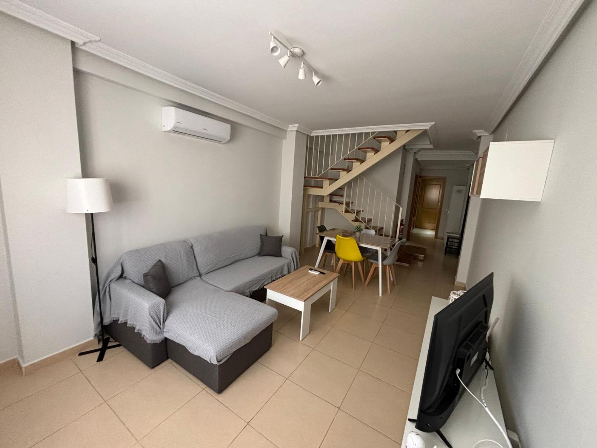 شقة Duplex Entre Molinos كونسويغرا المظهر الخارجي الصورة