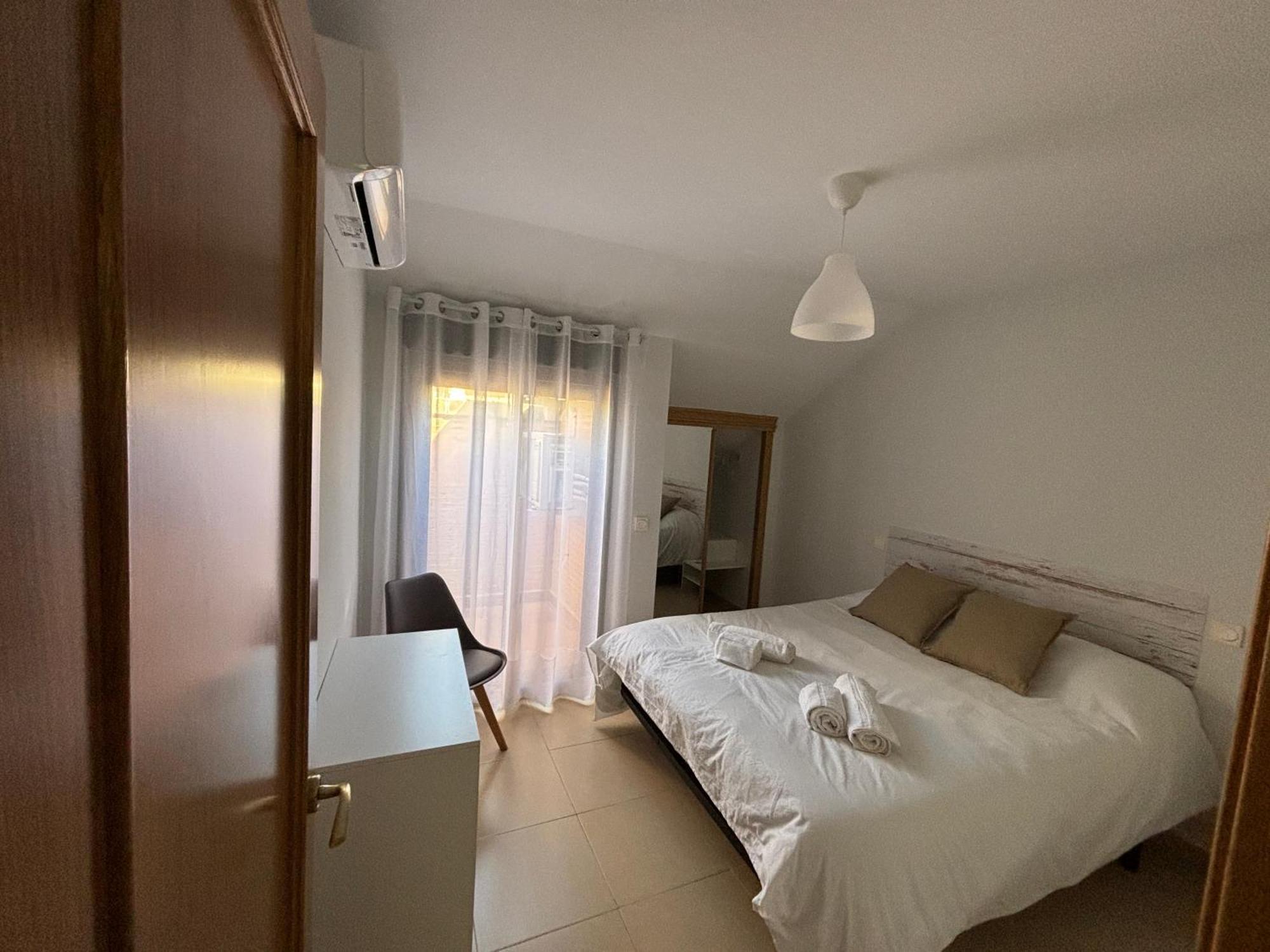 شقة Duplex Entre Molinos كونسويغرا المظهر الخارجي الصورة
