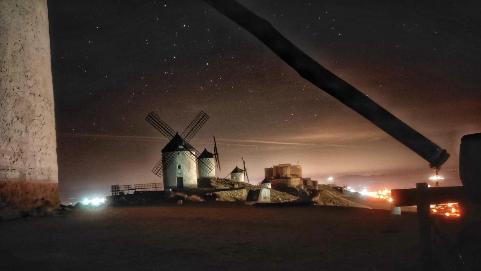 شقة Duplex Entre Molinos كونسويغرا المظهر الخارجي الصورة